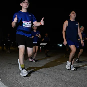 Runner Photo 7444076