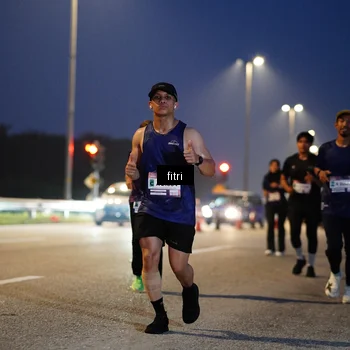 Runner Photo 7444096