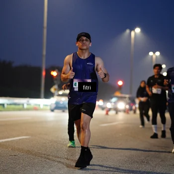 Runner Photo 7444097