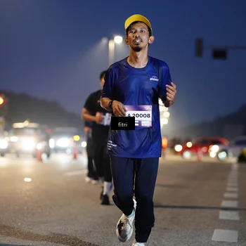 Runner Photo 7444120