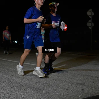 Runner Photo 7444126