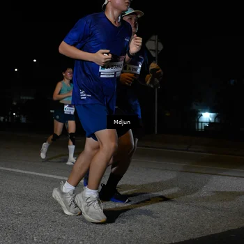 Runner Photo 7444132