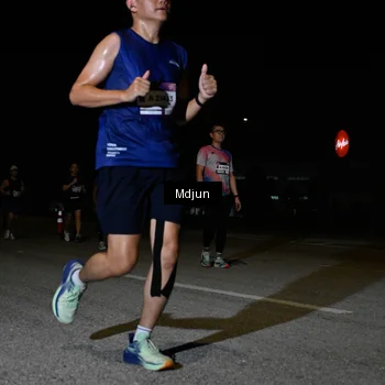 Runner Photo 7444145