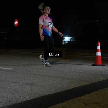 Runner Photo 7444182