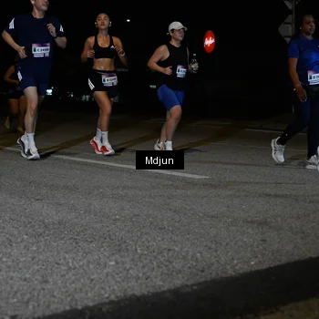 Runner Photo 7444196