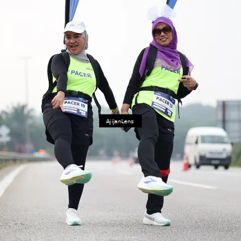 Runner Photo 7444204