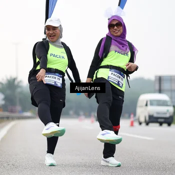 Runner Photo 7444210