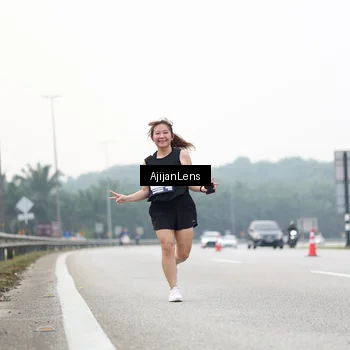 Runner Photo 7444264
