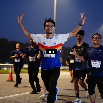 Runner Photo 7444278