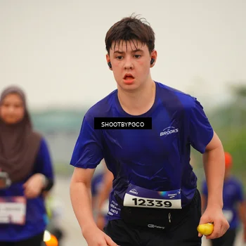 Runner Photo 7444282