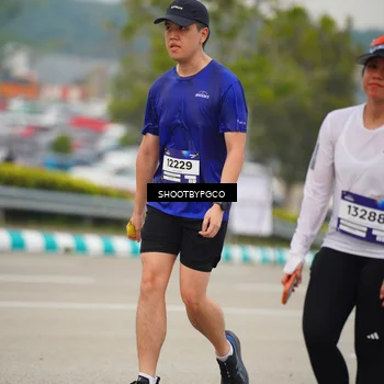 Runner Photo 7444286