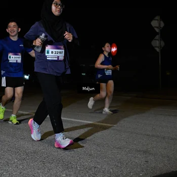 Runner Photo 7444293