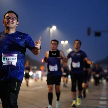 Runner Photo 7444297