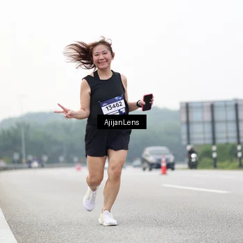 Runner Photo 7444341