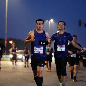 Runner Photo 7444365