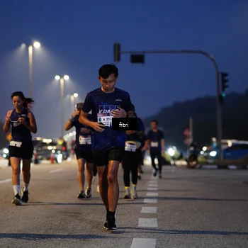 Runner Photo 7444390