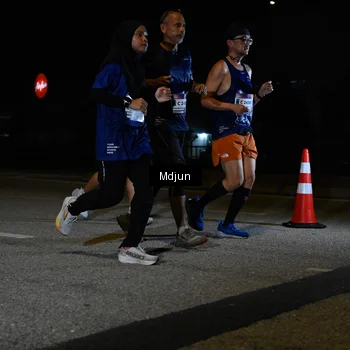 Runner Photo 7444404