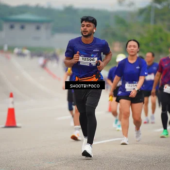 Runner Photo 7444431