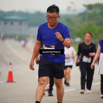 Runner Photo 7444480