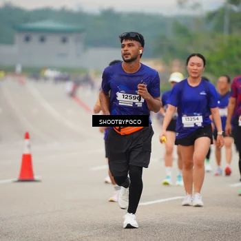Runner Photo 7444493
