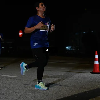 Runner Photo 7444495