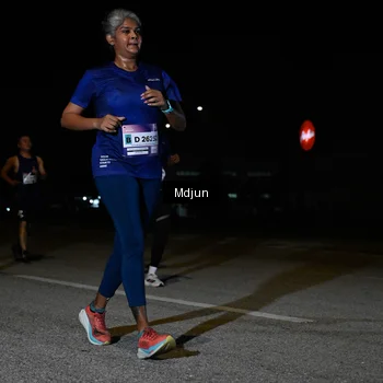 Runner Photo 7444615
