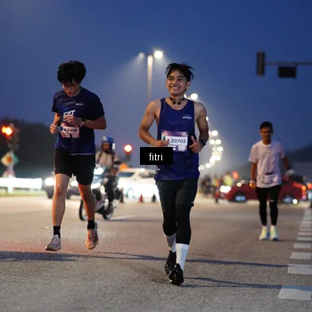 Runner Photo 7444626