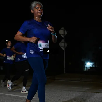 Runner Photo 7444652
