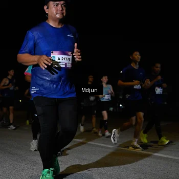 Runner Photo 7444681