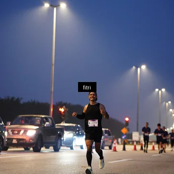 Runner Photo 7444684