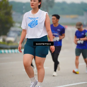 Runner Photo 7444692