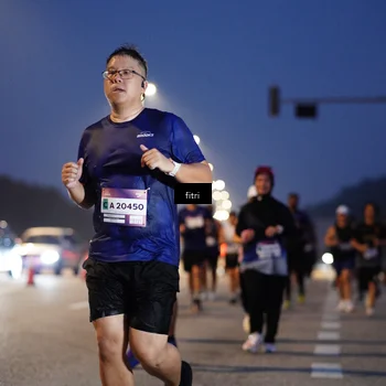 Runner Photo 7444702
