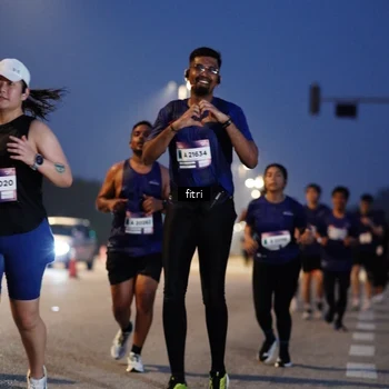 Runner Photo 7444768