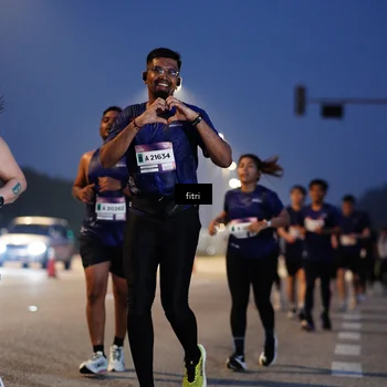 Runner Photo 7444787
