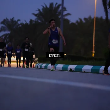 Runner Photo 7444868