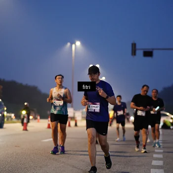 Runner Photo 7444937