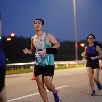 Runner Photo 7444950
