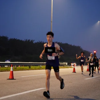 Runner Photo 7445006