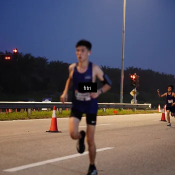 Runner Photo 7445010