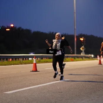 Runner Photo 7445018