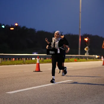 Runner Photo 7445022