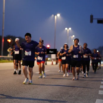 Runner Photo 7445037