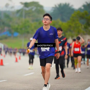 Runner Photo 7445049
