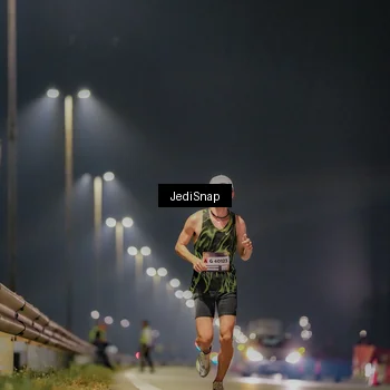 Runner Photo 7445078