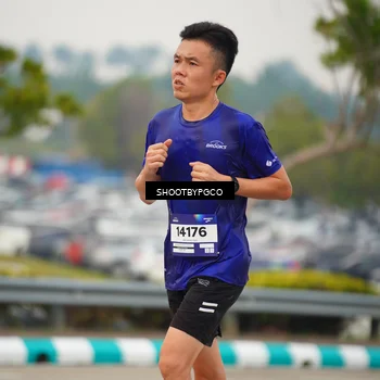 Runner Photo 7445082