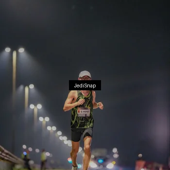 Runner Photo 7445083