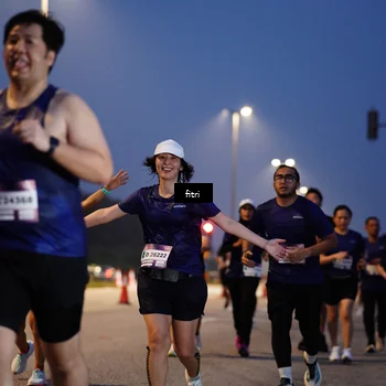Runner Photo 7445090