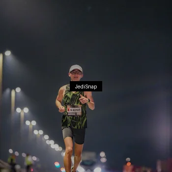 Runner Photo 7445091
