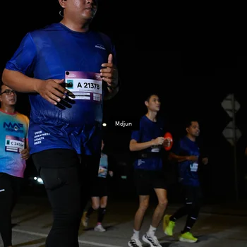 Runner Photo 7445098
