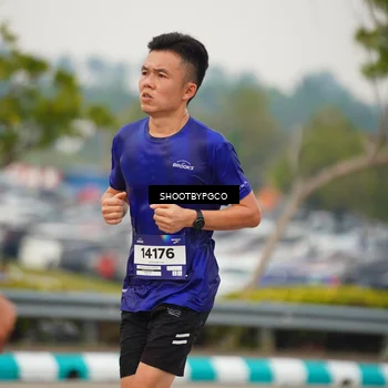 Runner Photo 7445099